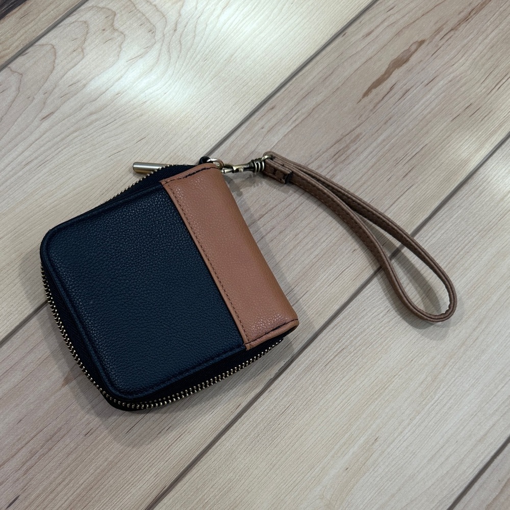 Thirty-One Black and Tan Wallet